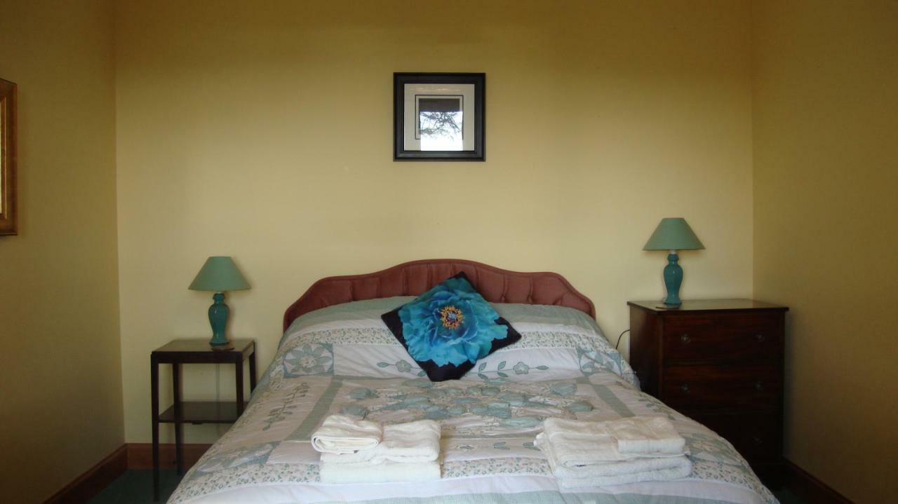 Fairy Hill Cottage Ellishadder Staffin Buitenkant foto